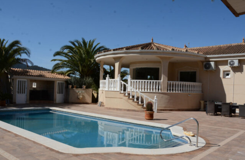 Resale - Villa -
Hondón de las Nieves