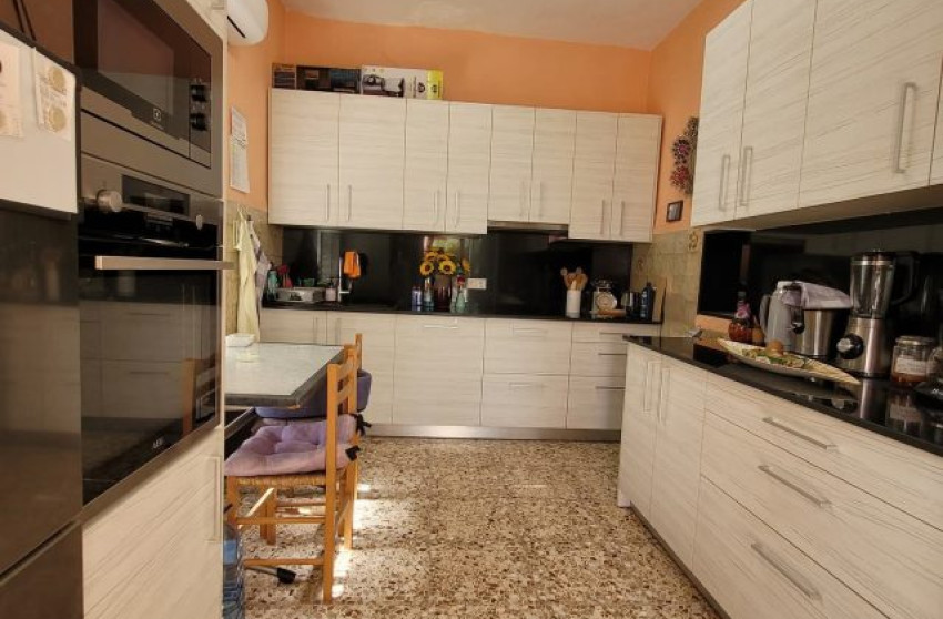 Resale - Villa -
Hondón de las Nieves