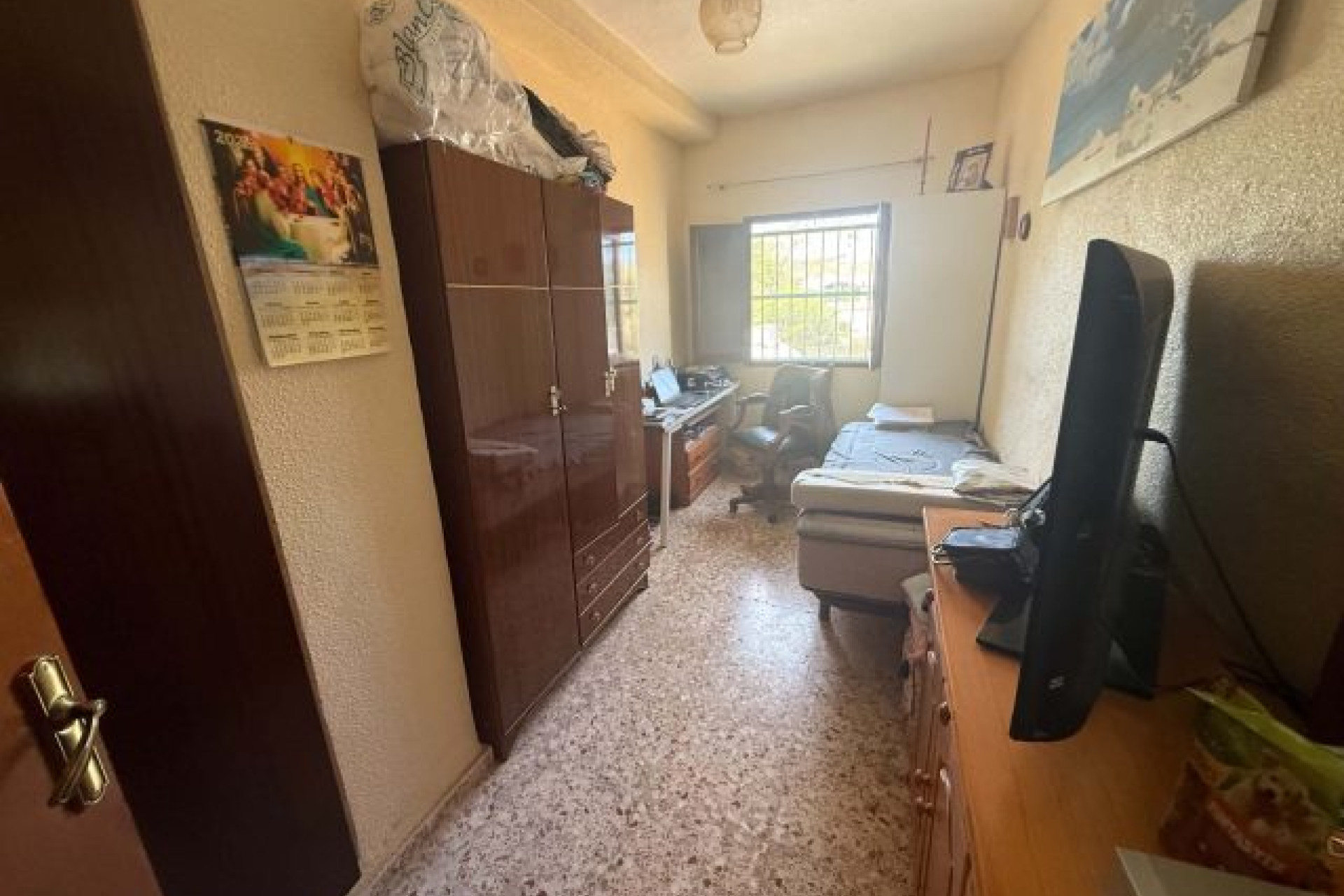 Resale - Villa -
Hondón de las Nieves