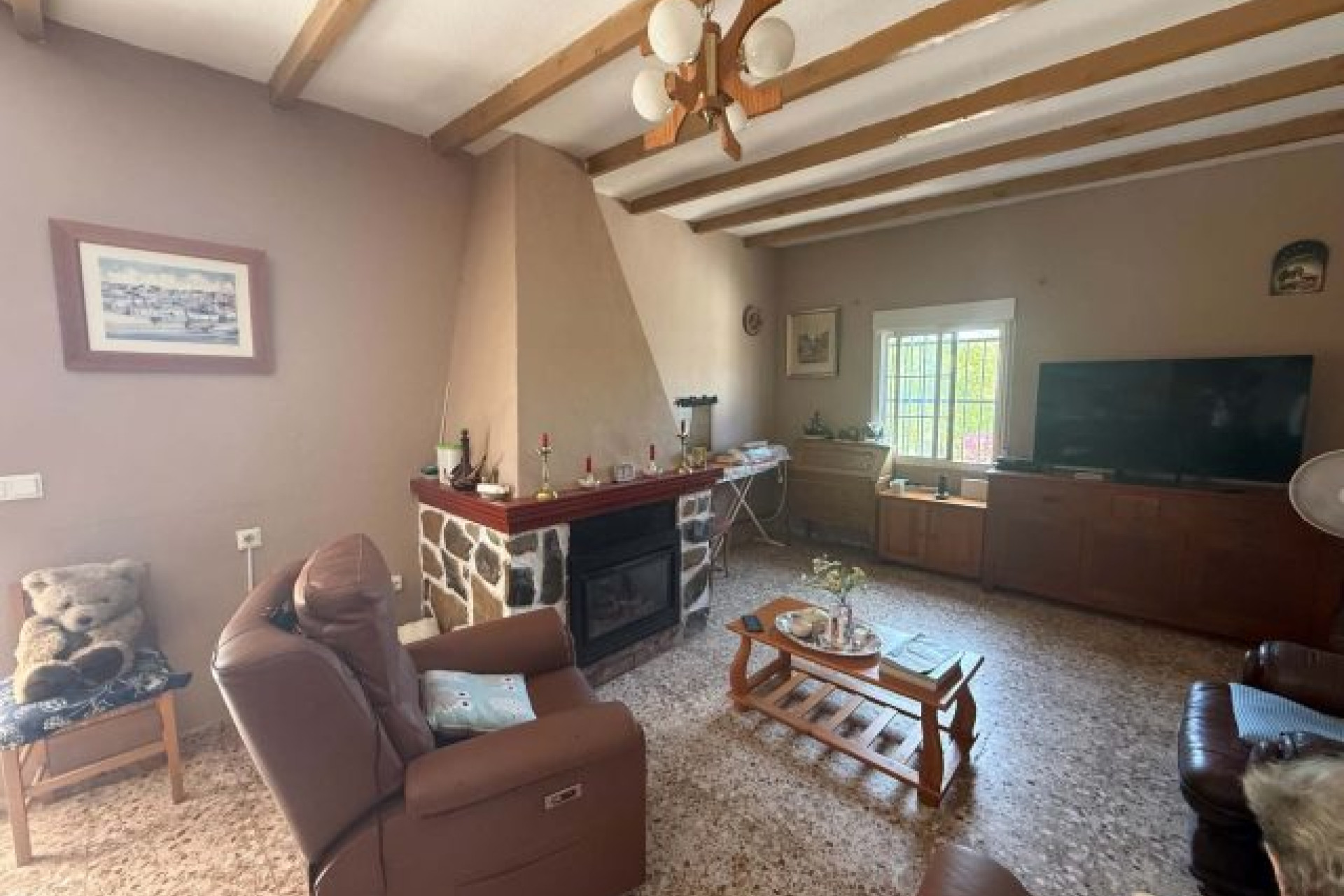 Resale - Villa -
Hondón de las Nieves