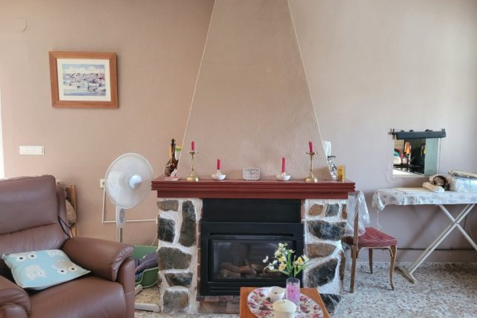 Resale - Villa -
Hondón de las Nieves