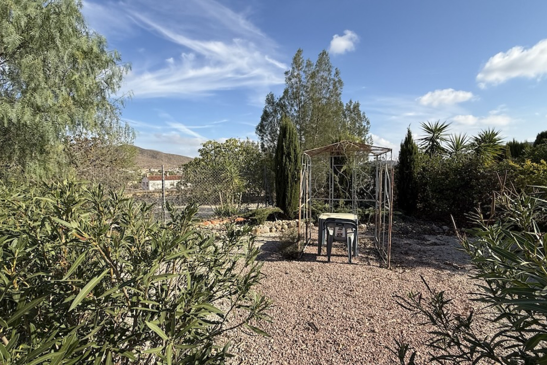 Resale - Villa -
Hondón de los Fráiles - HONDON DE LOS FRAILES