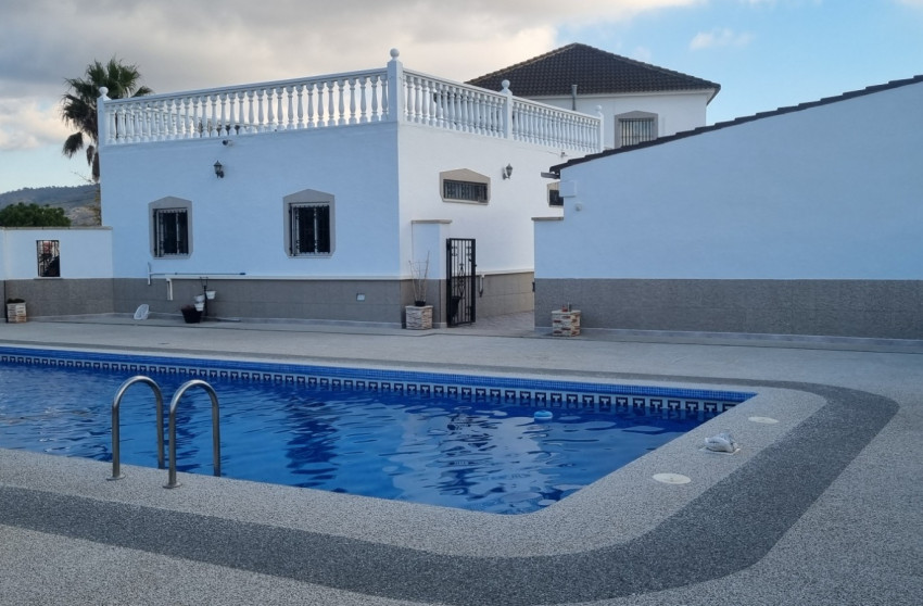 Resale - Villa -
Hondón de los Fráiles - HONDON DE LOS FRAILES