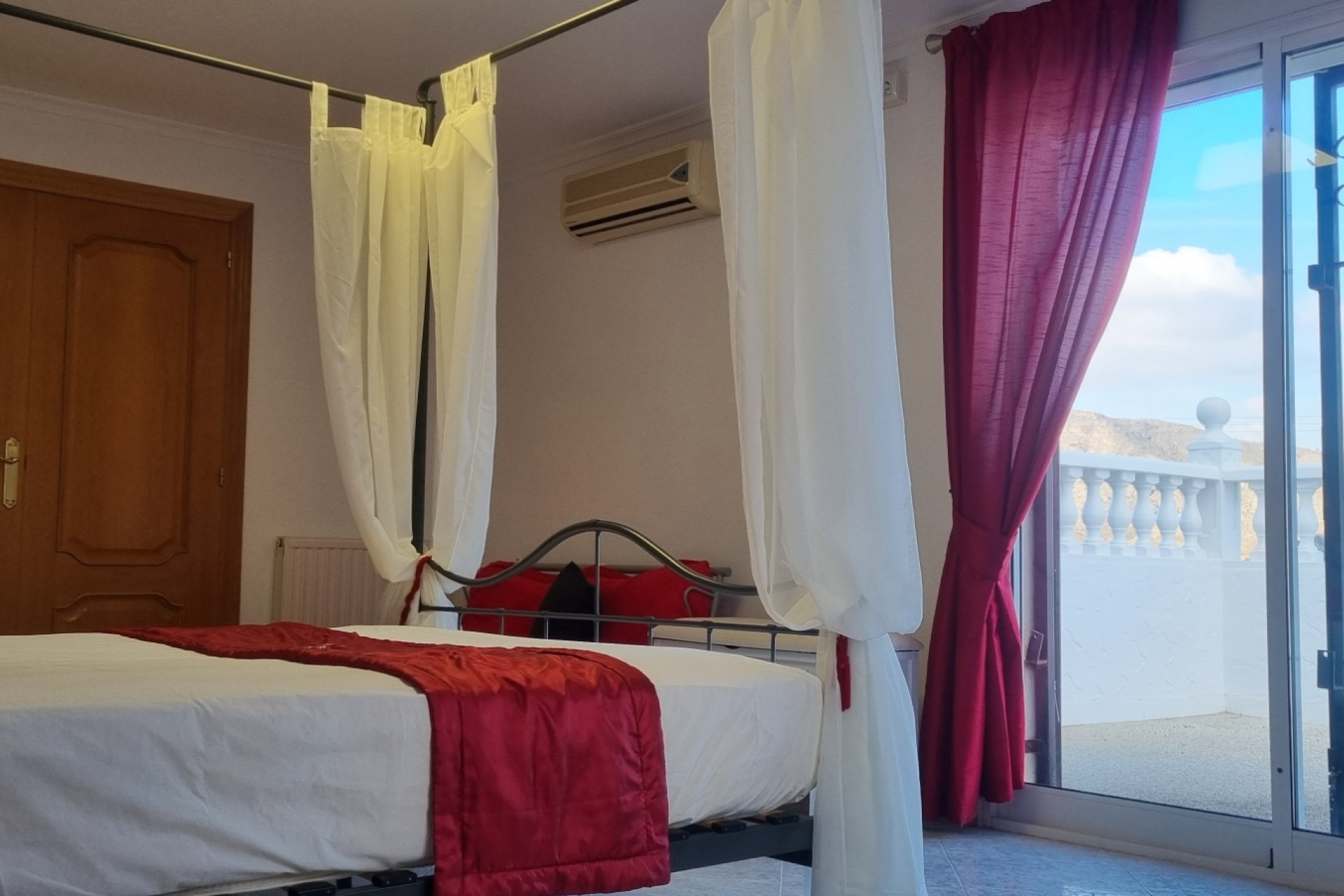 Resale - Villa -
Hondón de los Fráiles - HONDON DE LOS FRAILES