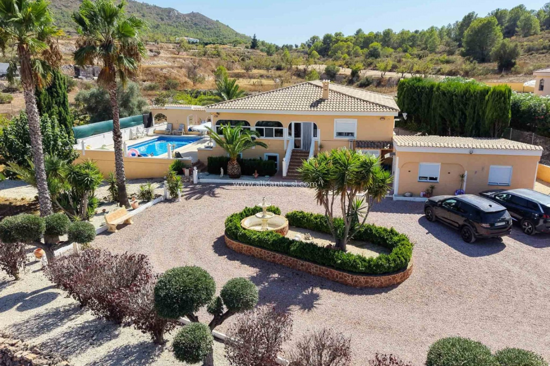 Resale - Villa -
Hondón de los Fráiles - HONDON DE LOS FRAILES