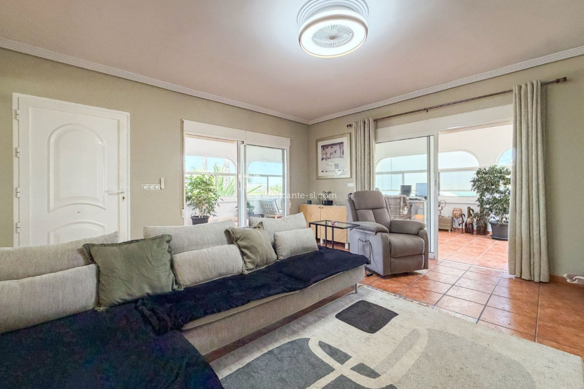 Resale - Villa -
Hondón de los Fráiles - HONDON DE LOS FRAILES