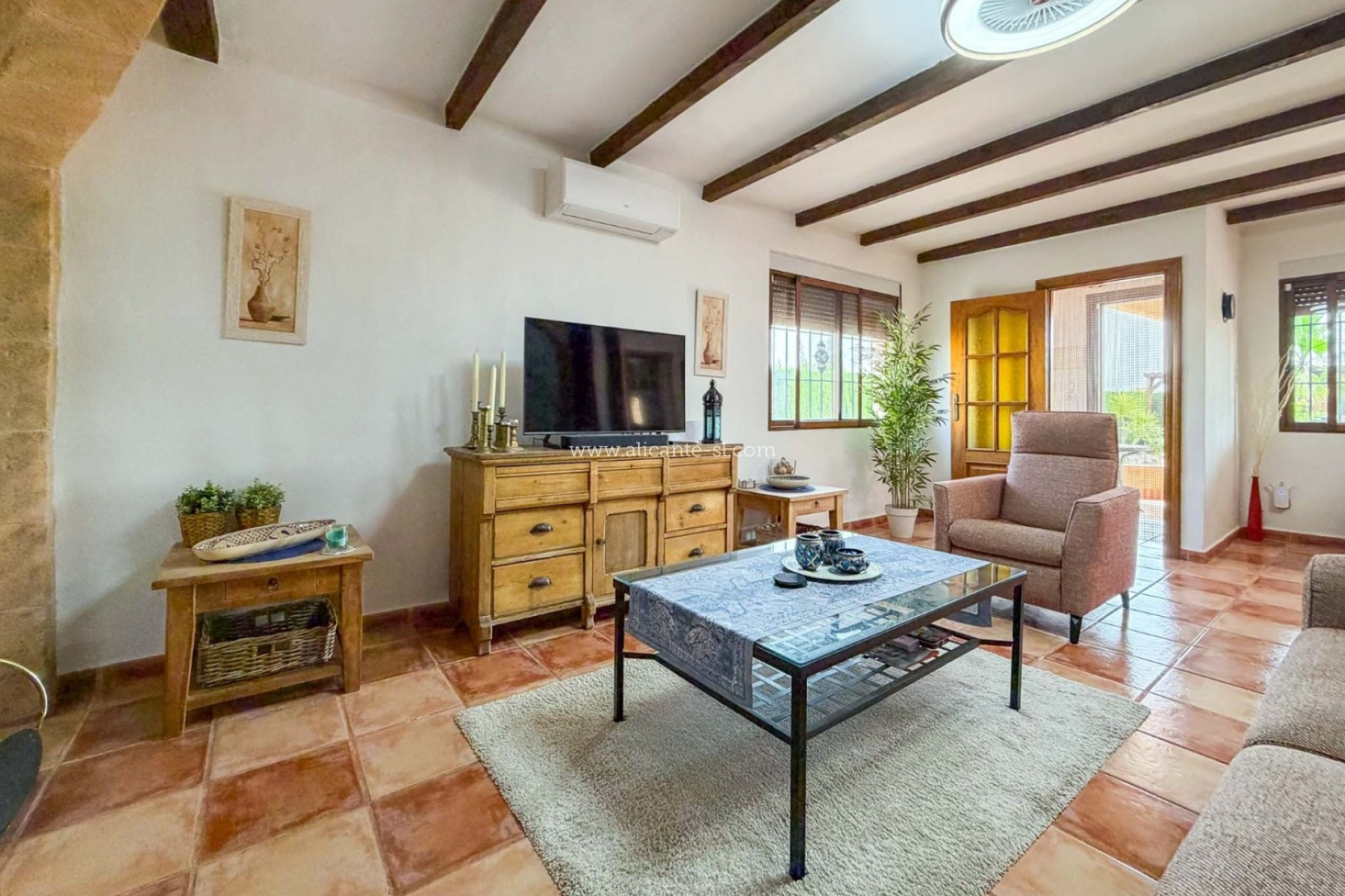 Resale - Villa -
Hondón de los Fráiles - HONDON DE LOS FRAILES