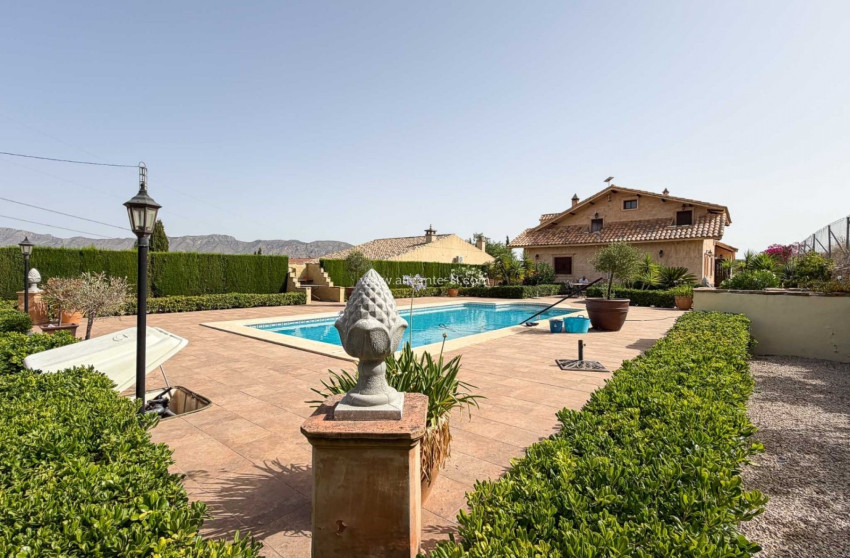 Resale - Villa -
Hondón de los Fráiles - HONDON DE LOS FRAILES