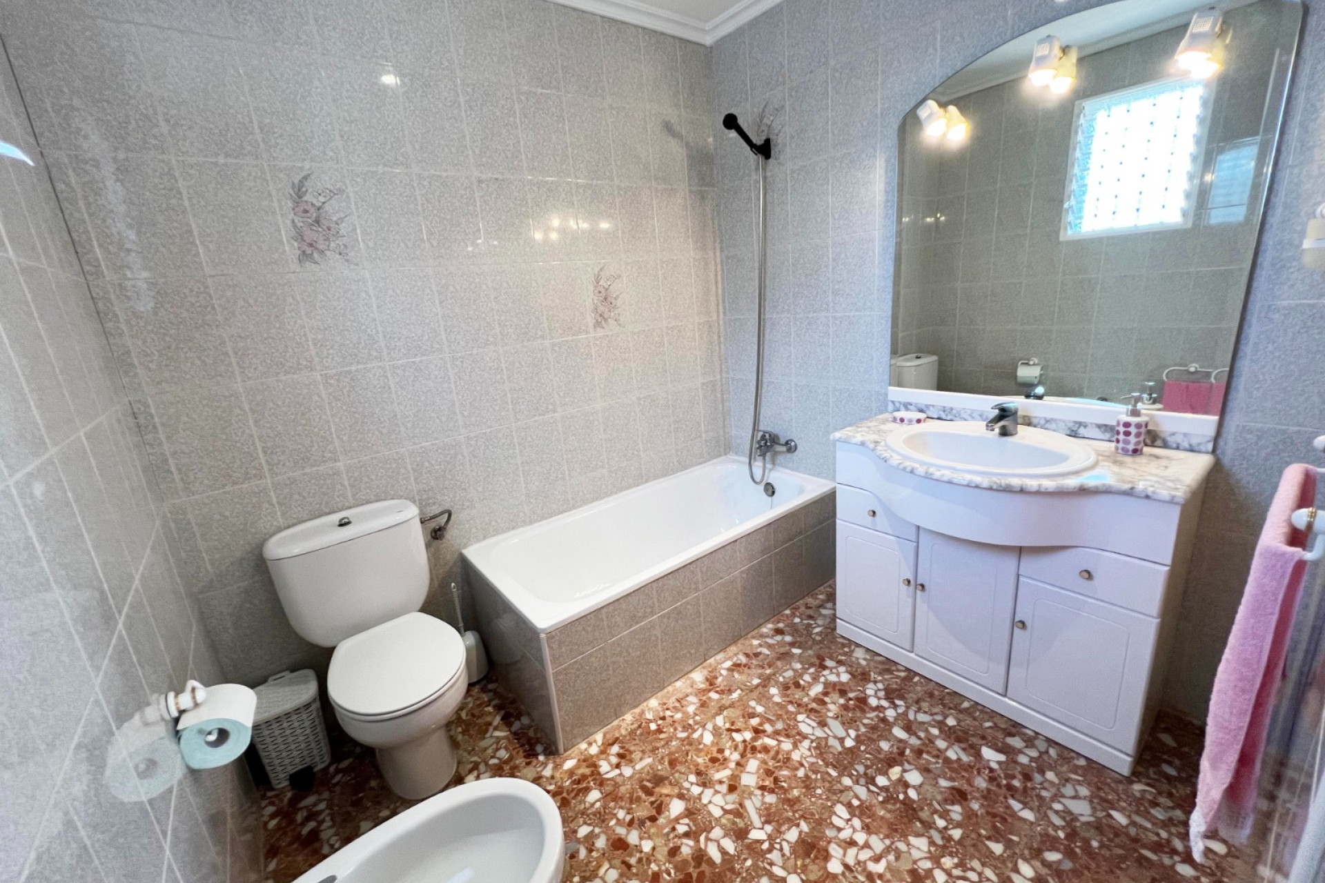 Resale - Villa -
Hondón de los Fráiles