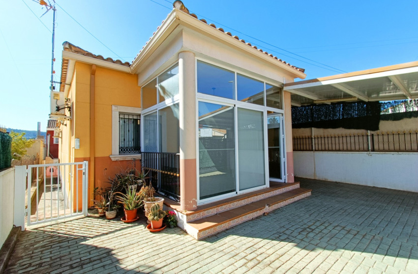 Resale - Villa -
Hondón de los Fráiles
