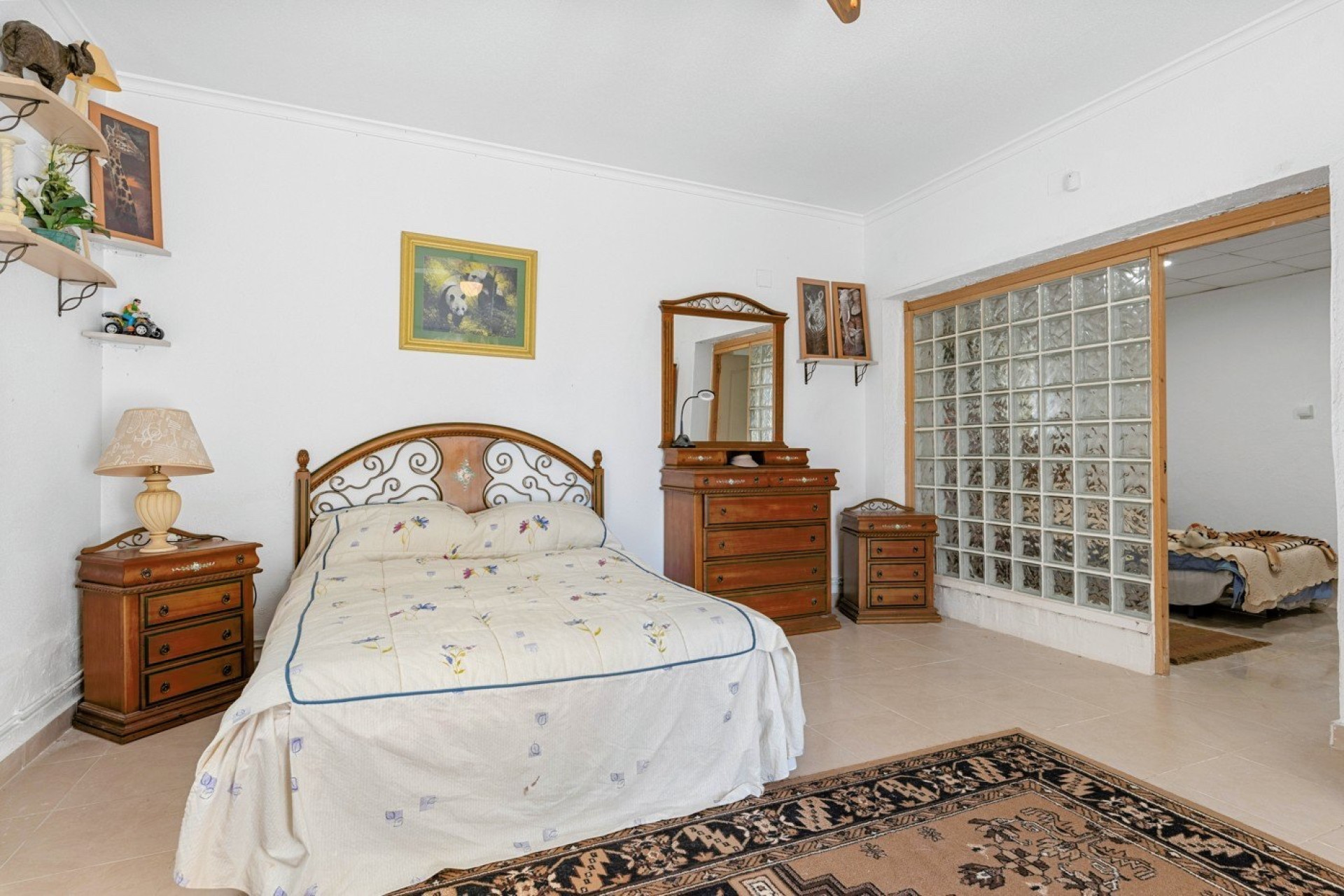 Resale - Villa -
Jacarilla