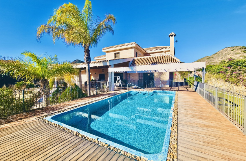Resale - Villa -
La Manga del Mar Menor - La Manga Club