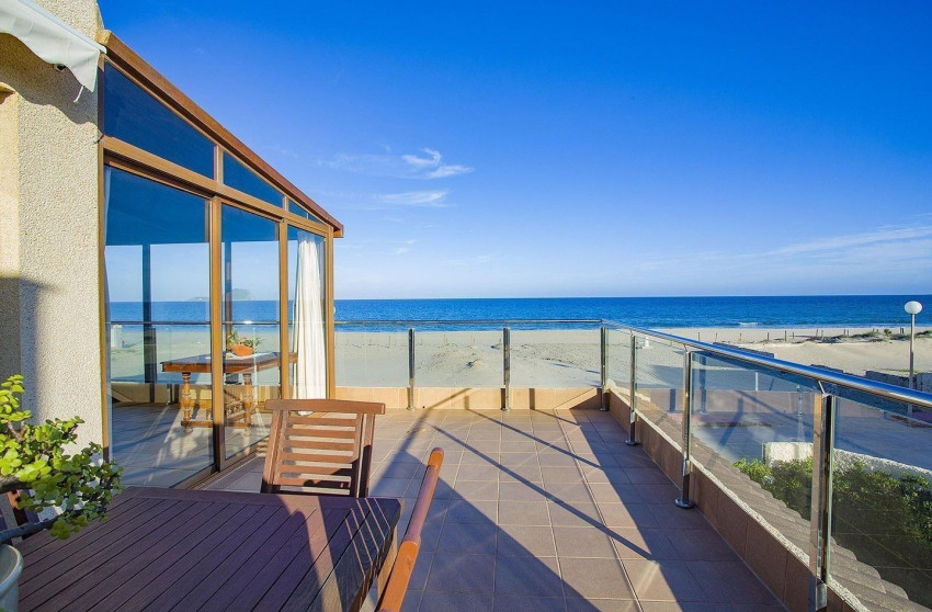 Resale - Villa -
La Manga del Mar Menor - Playa De Las Gaviotas-el Pedrucho
