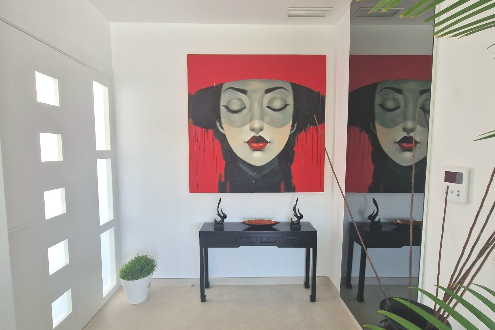 Resale - Villa -
La Marina