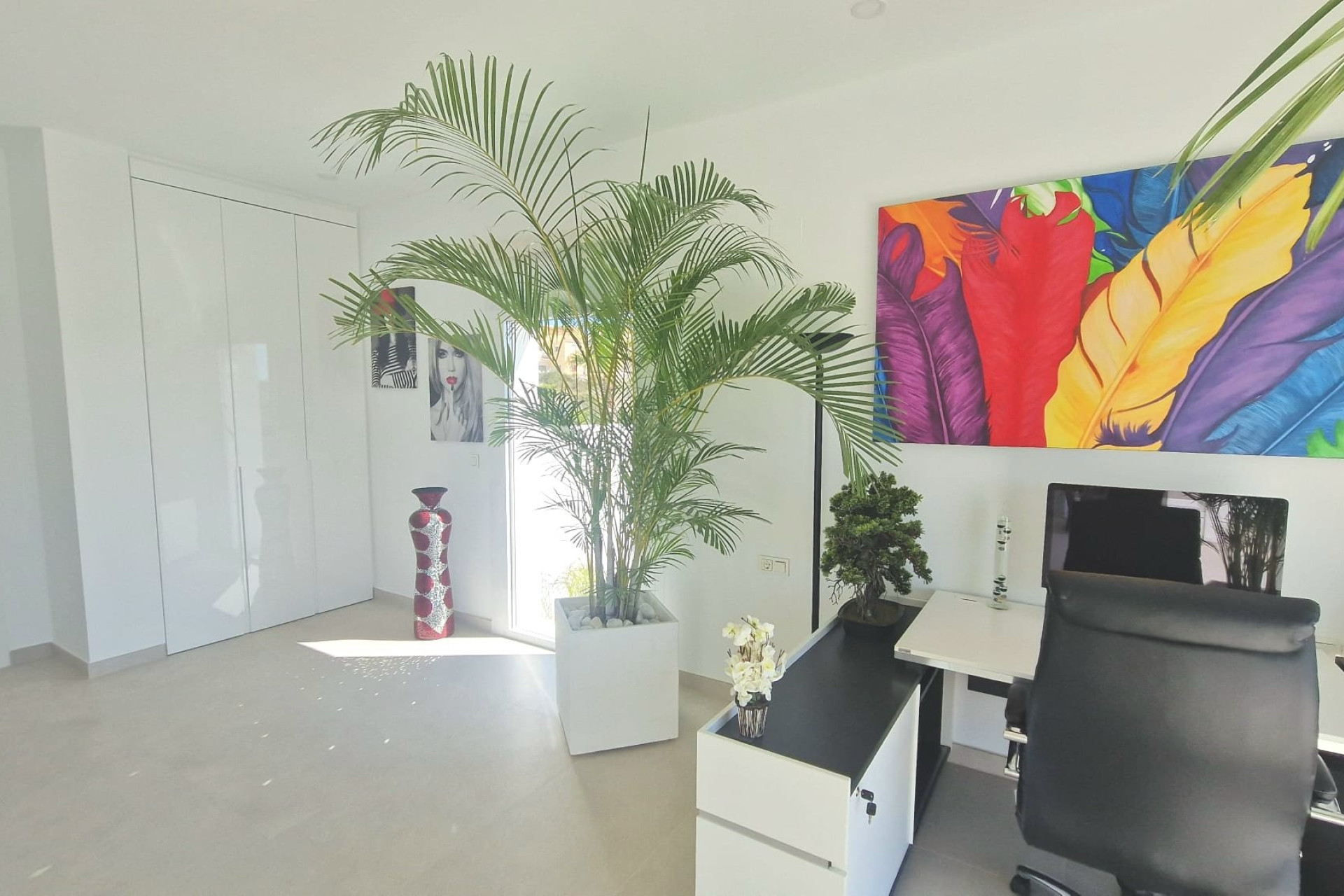 Resale - Villa -
La Marina