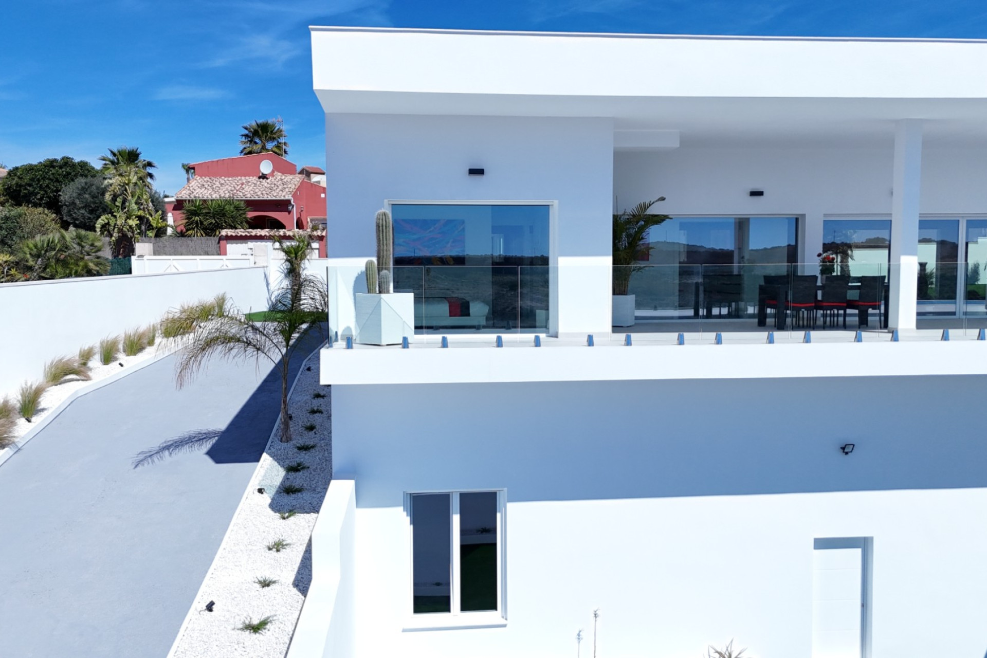 Resale - Villa -
La Marina