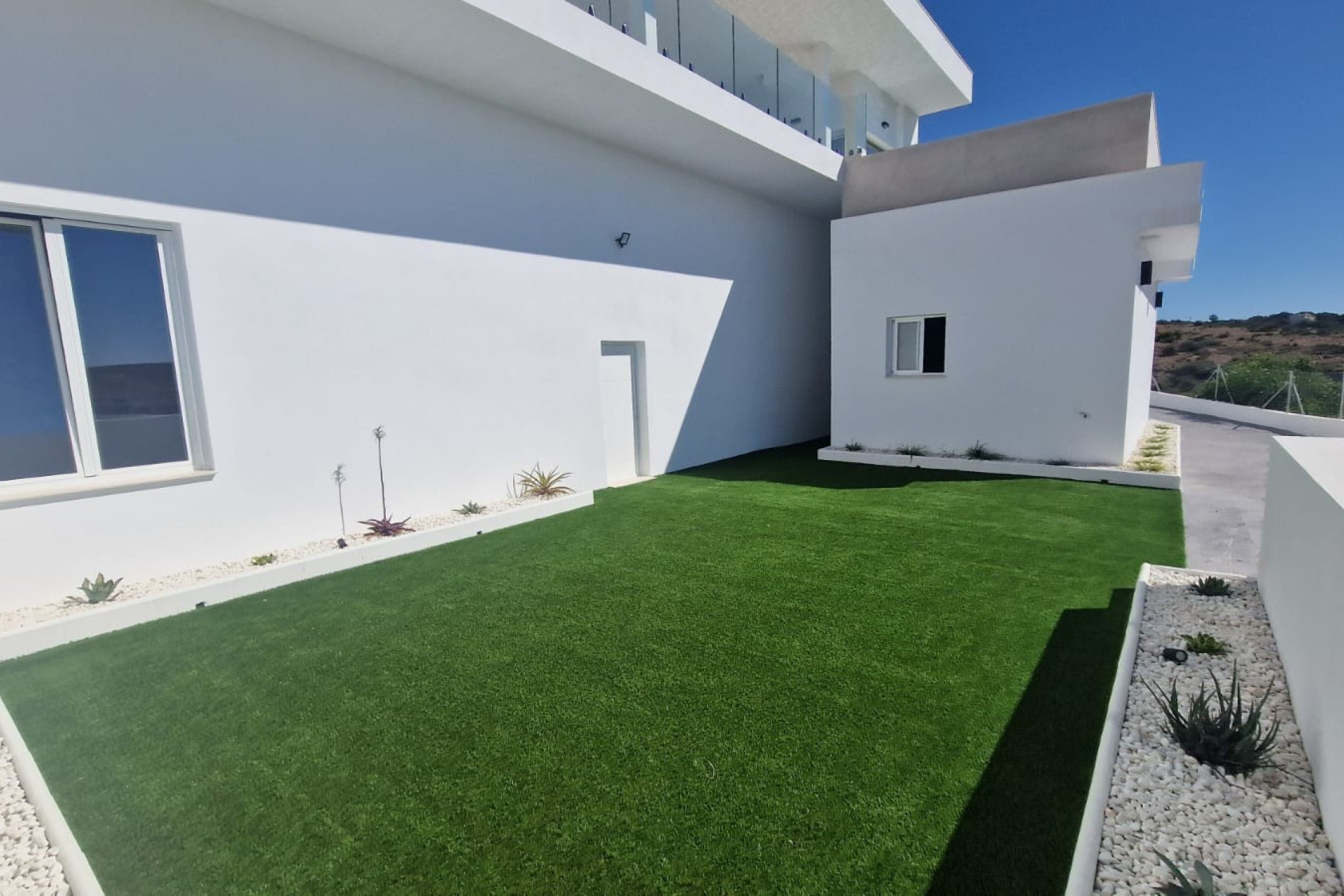 Resale - Villa -
La Marina