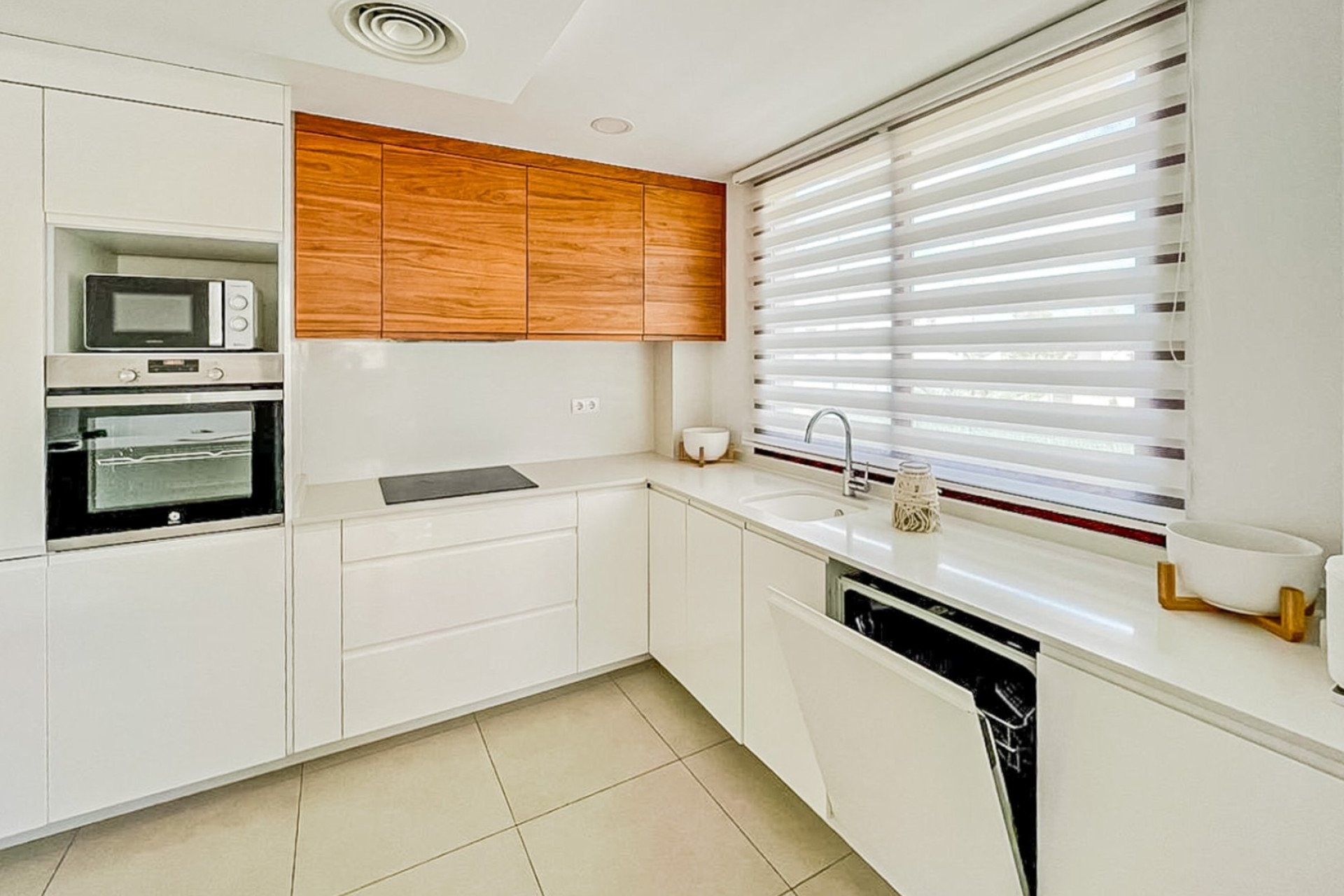 Resale - Villa -
La Nucía - Montebello