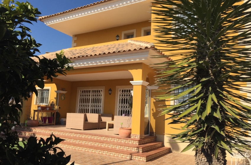 Resale - Villa -
La Romana - LA ROMANA