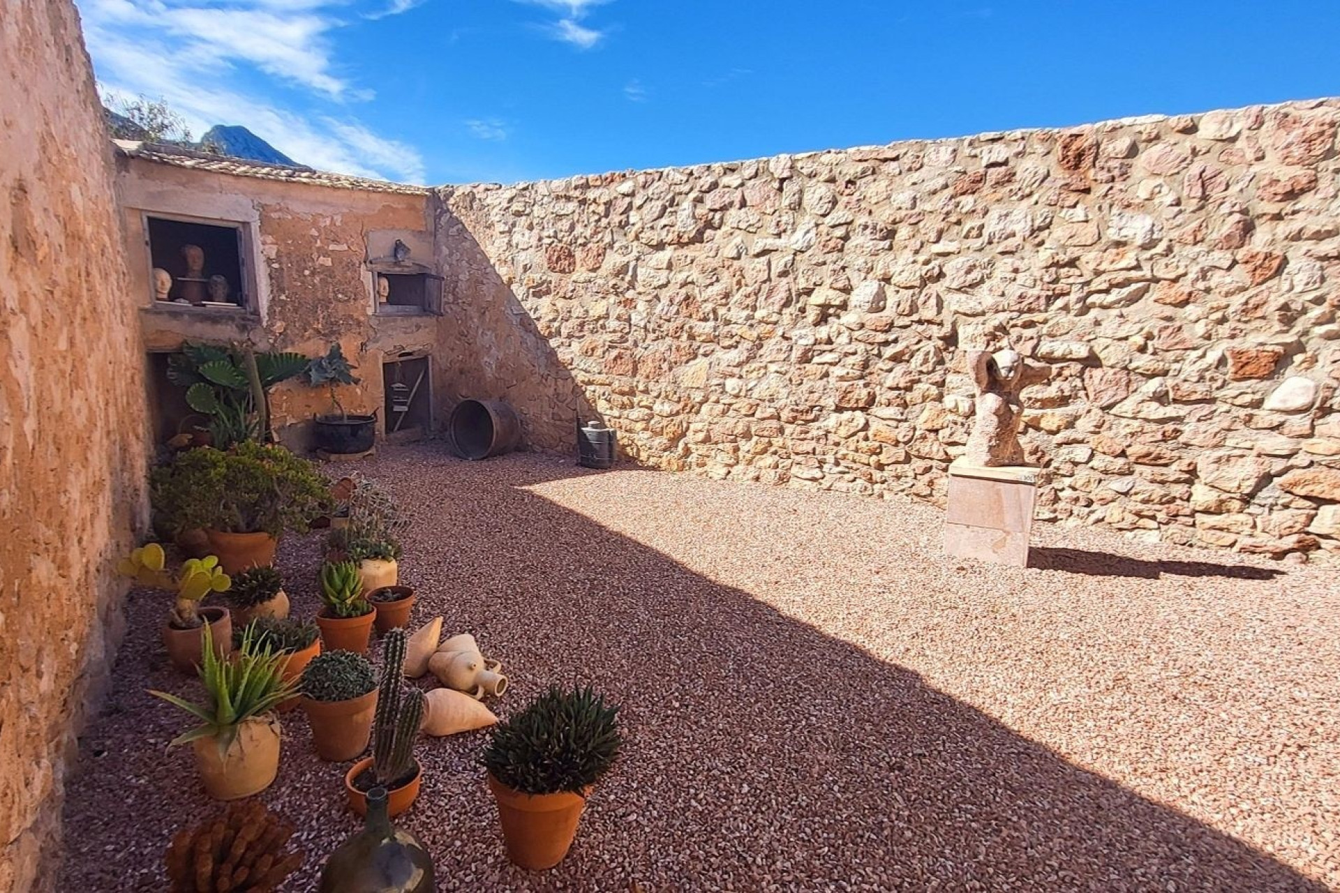 Resale - Villa -
La Romana