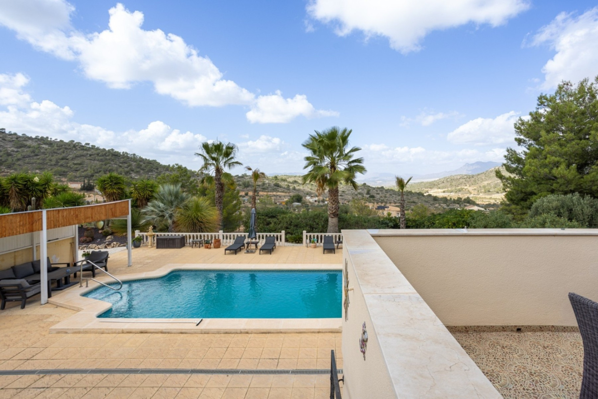 Resale - Villa -
La Zarza - Inland