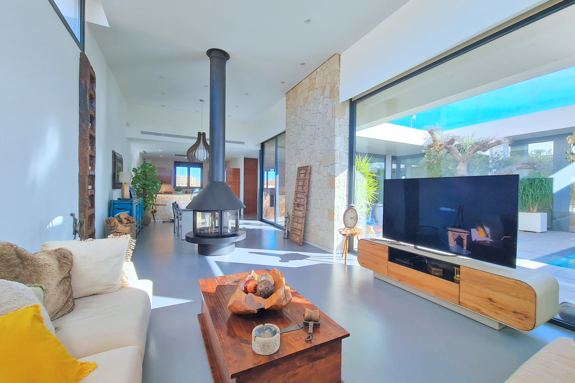 Resale - Villa -
Los Alcazares