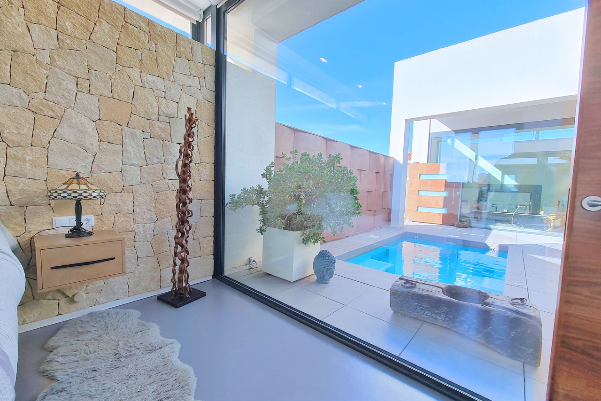 Resale - Villa -
Los Alcazares