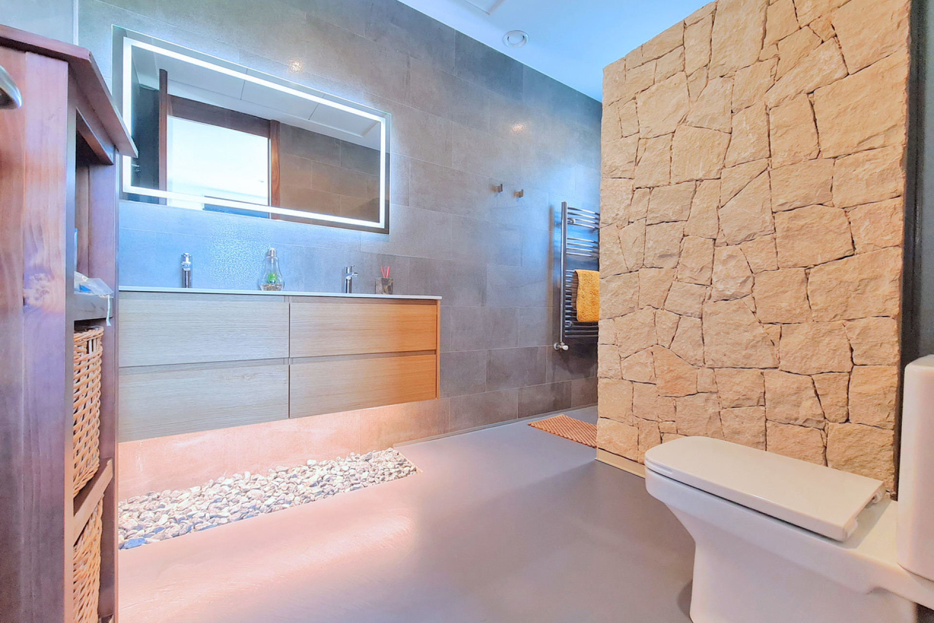 Resale - Villa -
Los Alcazares