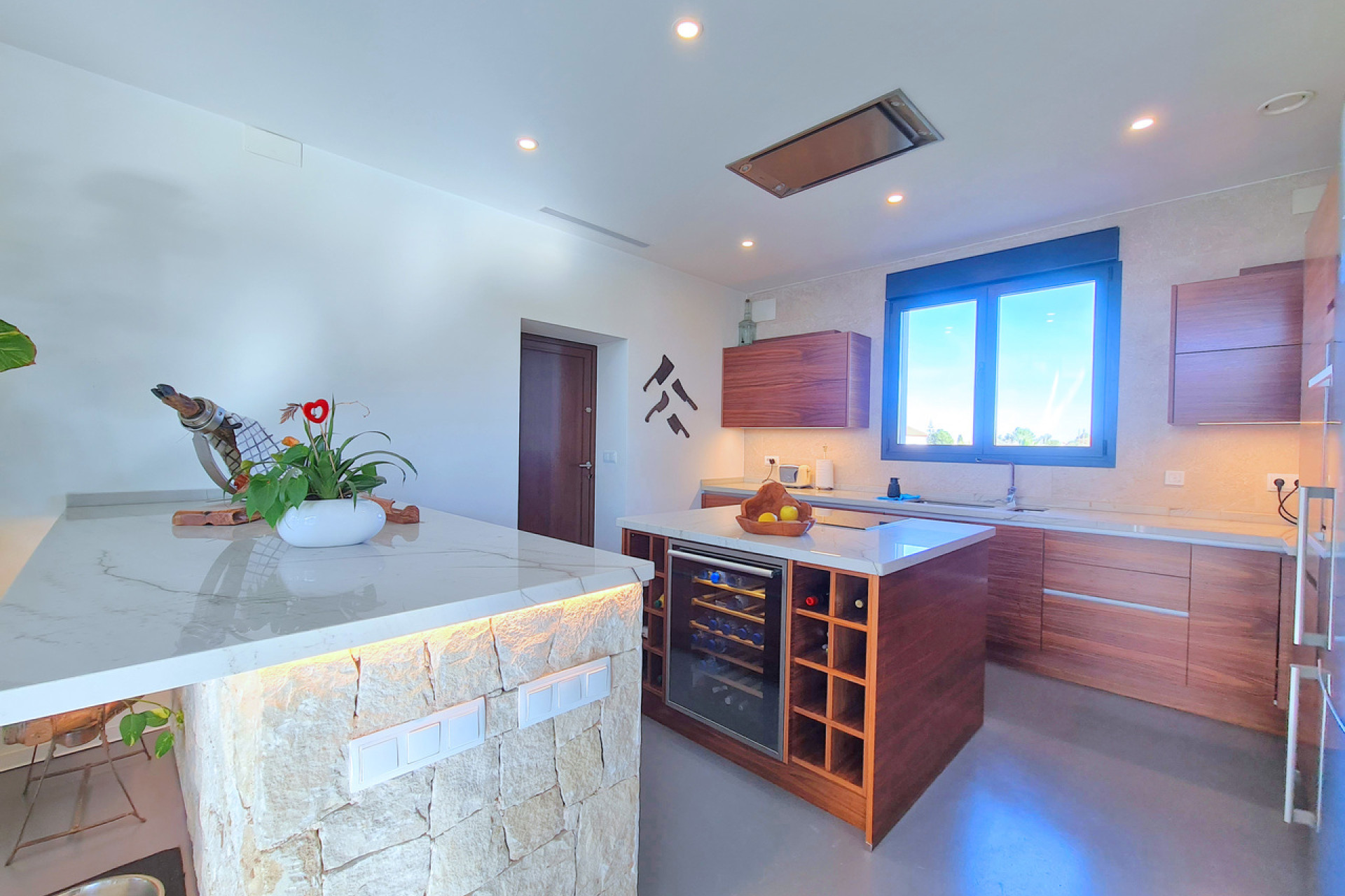 Resale - Villa -
Los Alcazares