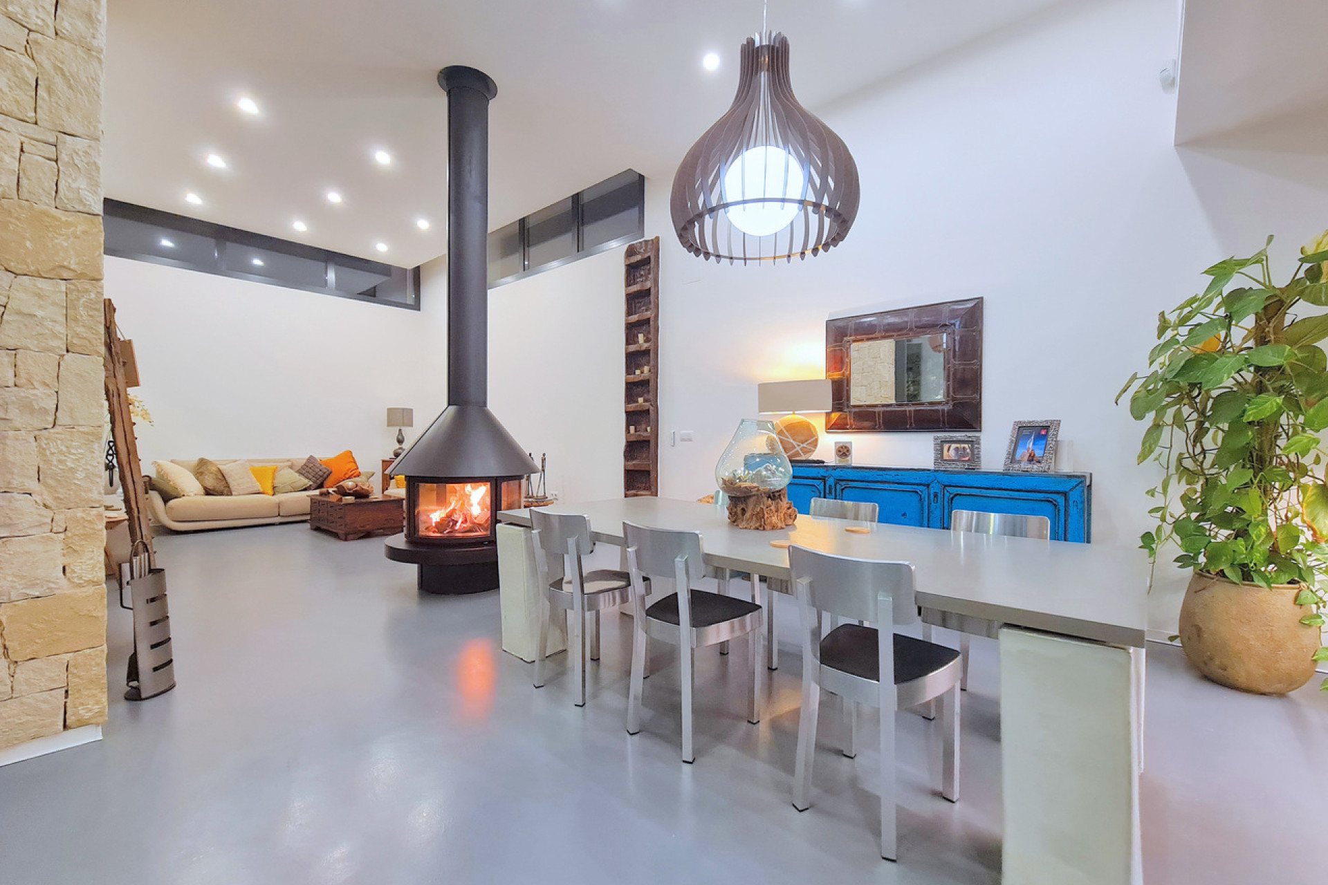 Resale - Villa -
Los Alcazares