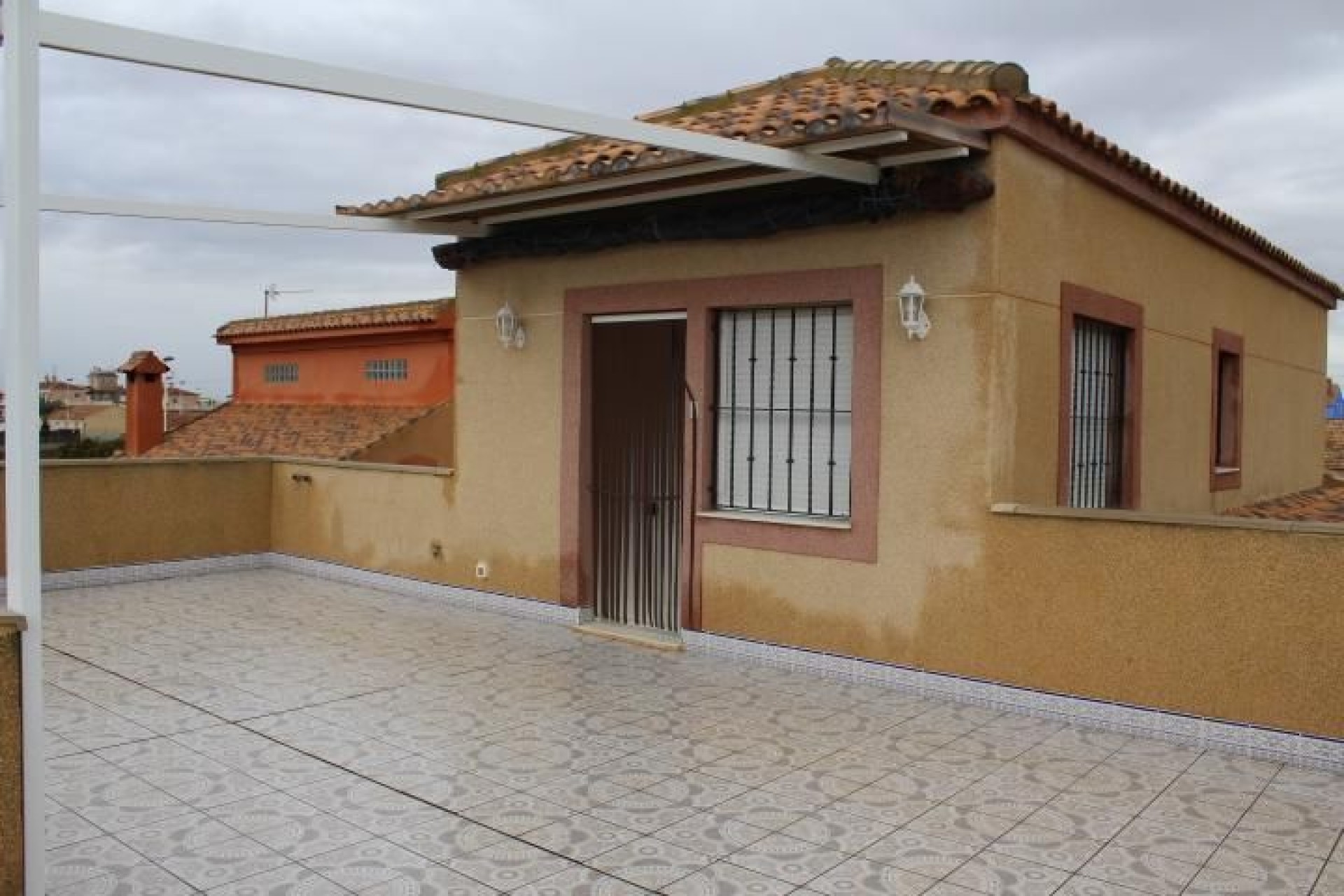 Resale - Villa -
Los Alcazares