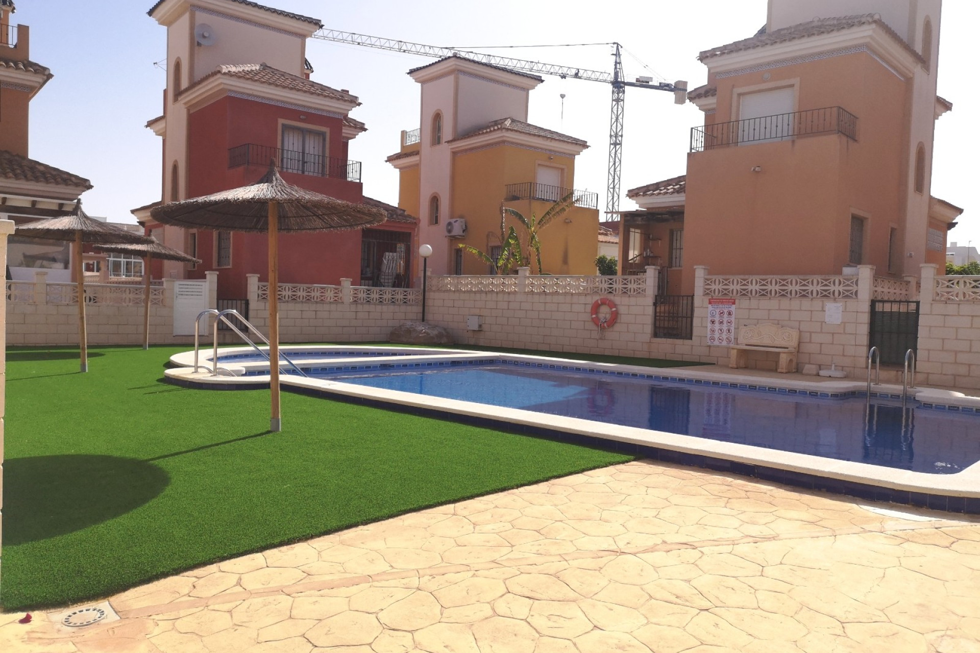 Resale - Villa -
Los Montesinos - La Herrada