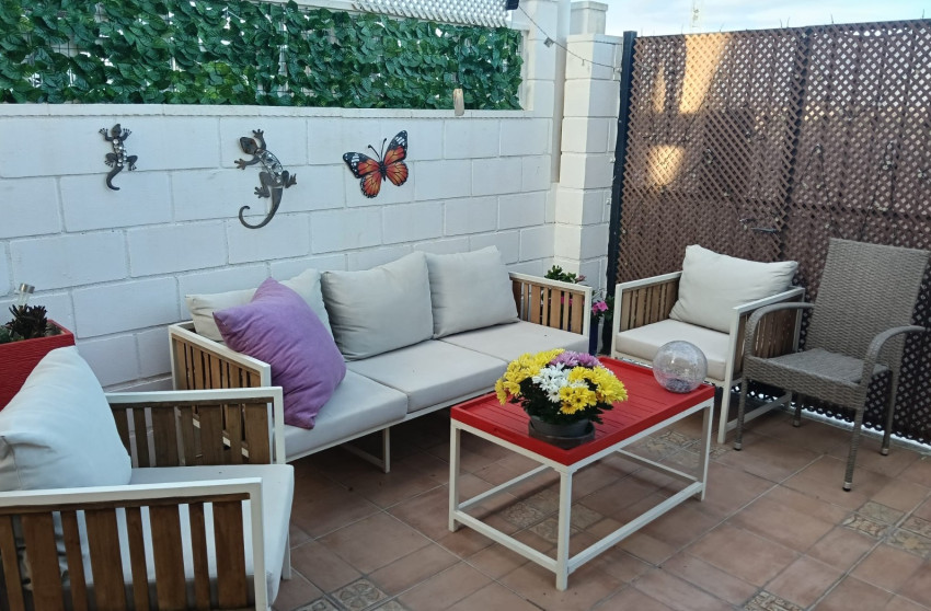 Resale - Villa -
Los Montesinos - La Herrada