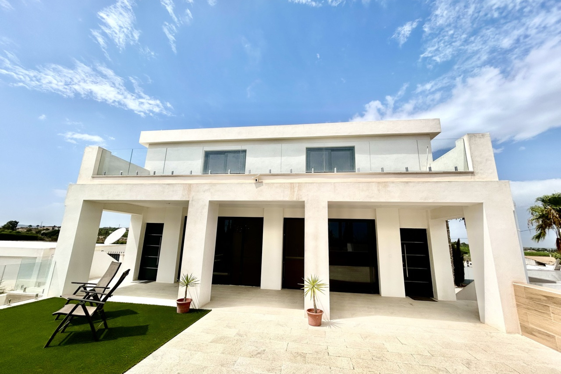 Resale - Villa -
Los Montesinos