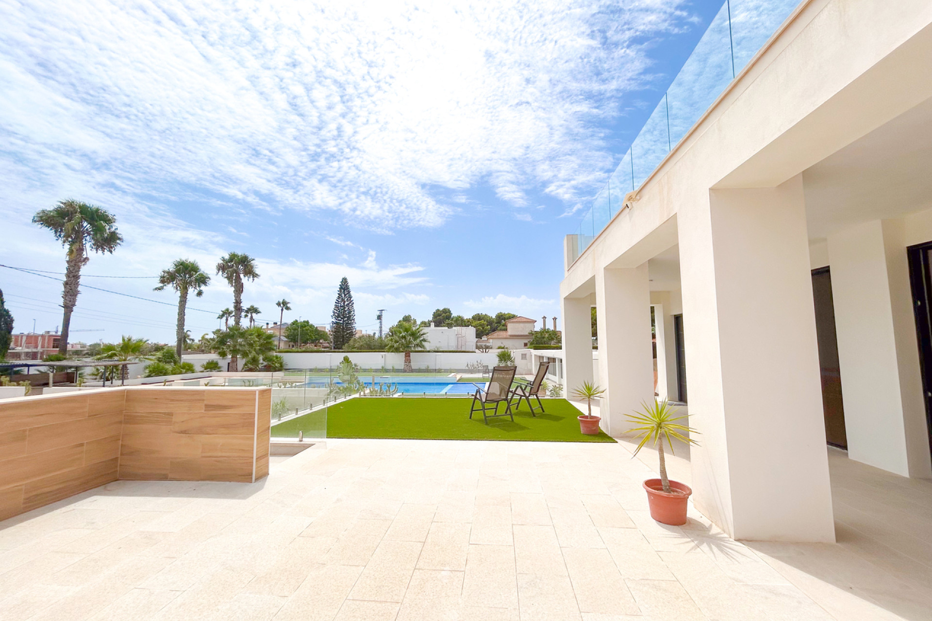 Resale - Villa -
Los Montesinos