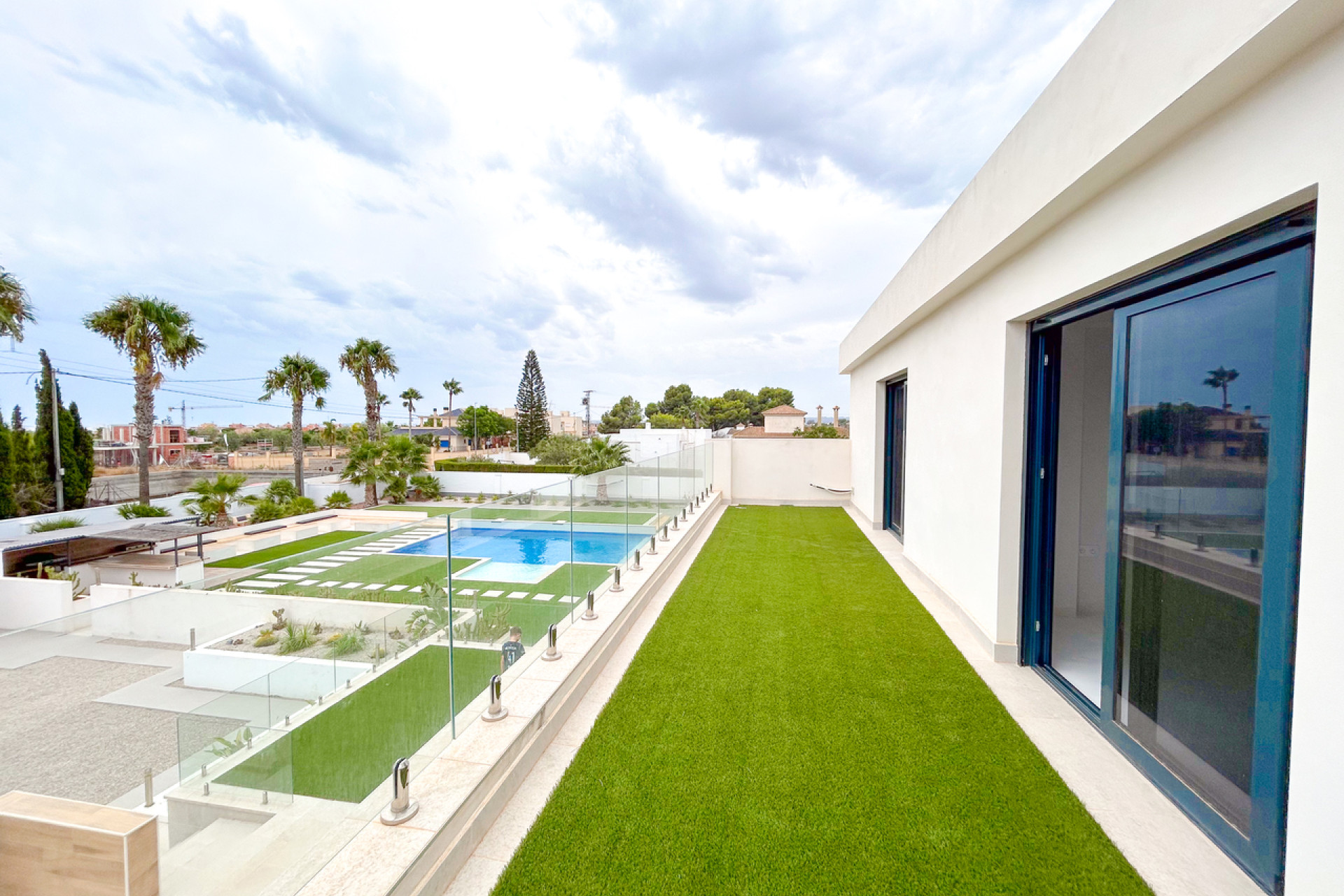 Resale - Villa -
Los Montesinos
