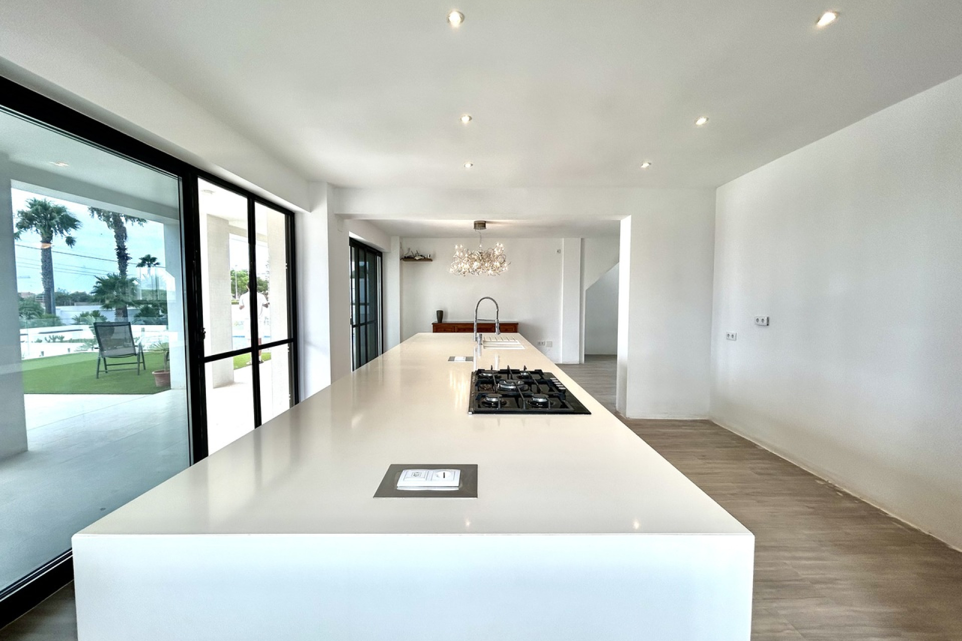 Resale - Villa -
Los Montesinos