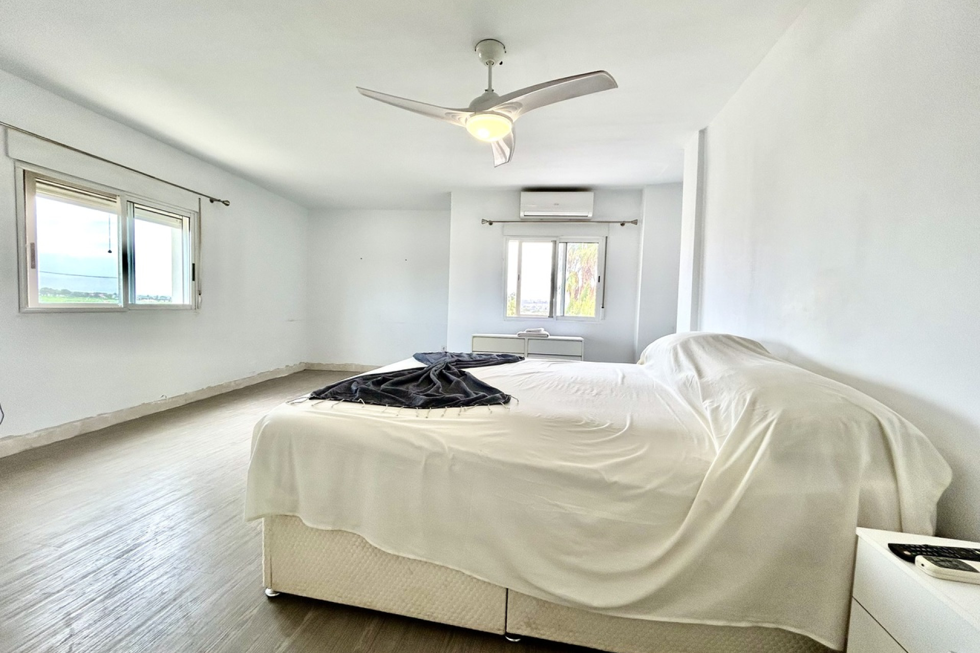 Resale - Villa -
Los Montesinos
