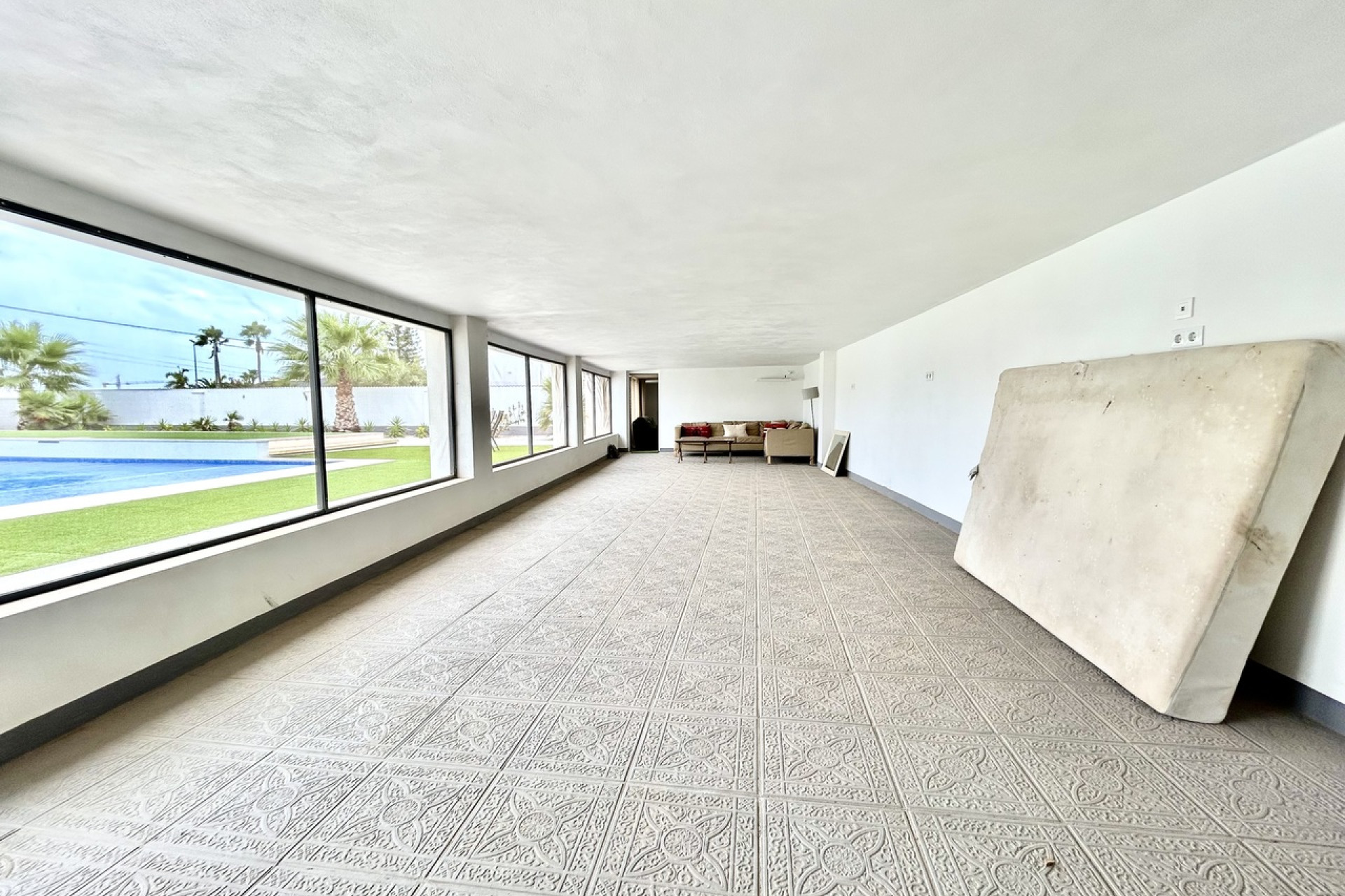 Resale - Villa -
Los Montesinos