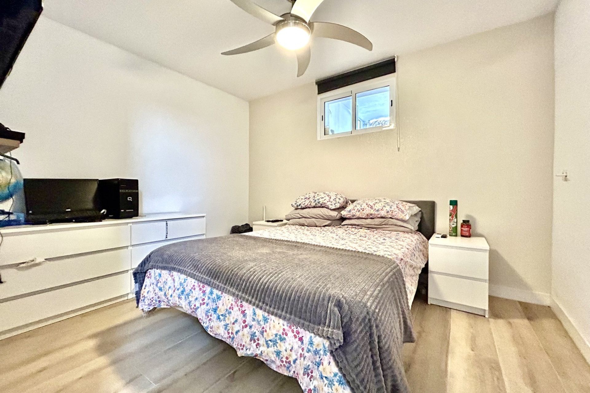 Resale - Villa -
Los Montesinos
