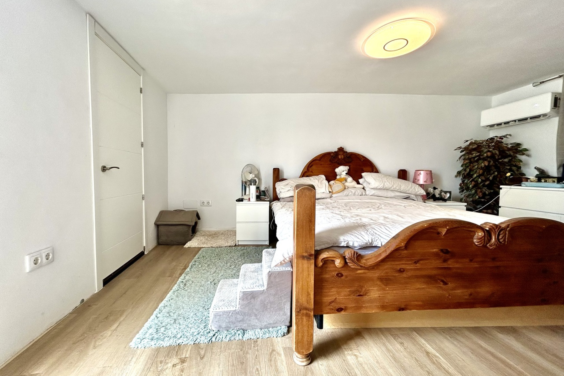Resale - Villa -
Los Montesinos