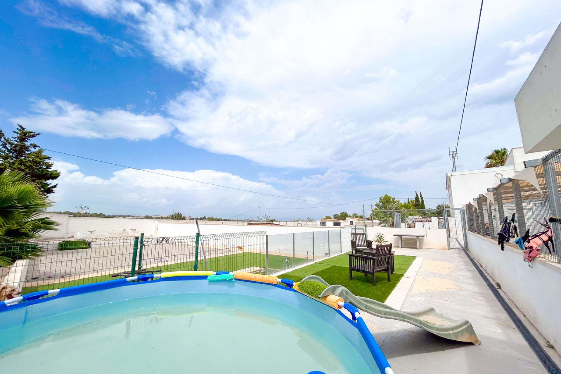 Resale - Villa -
Los Montesinos