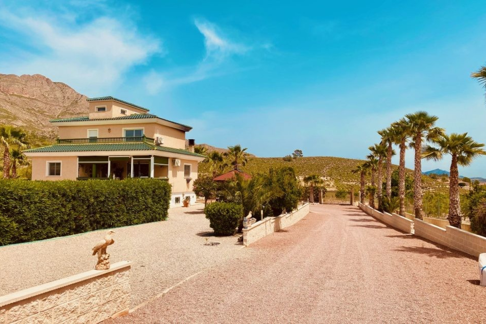 Resale - Villa -
Macisvenda - MACISVENDA