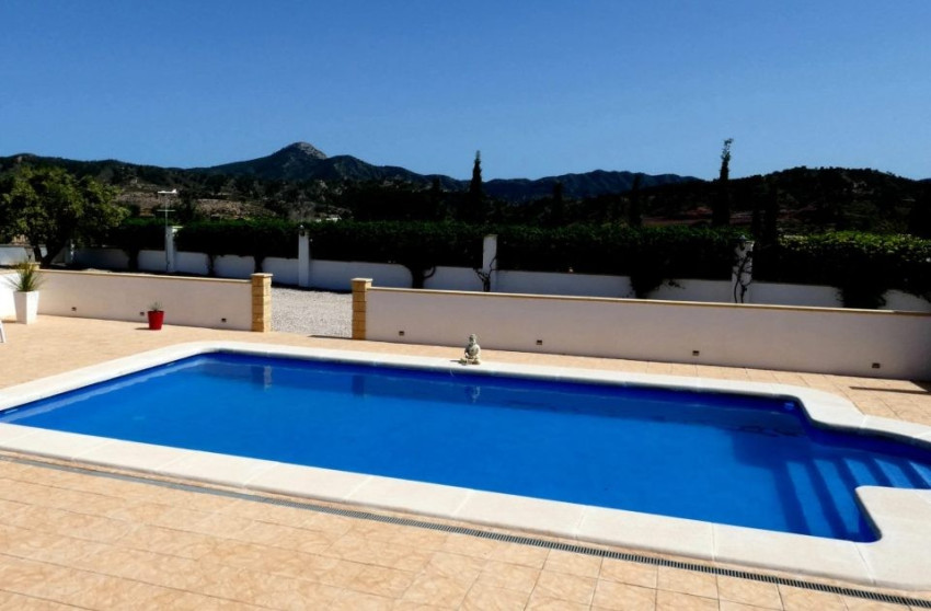 Resale - Villa -
Macisvenda - MACISVENDA