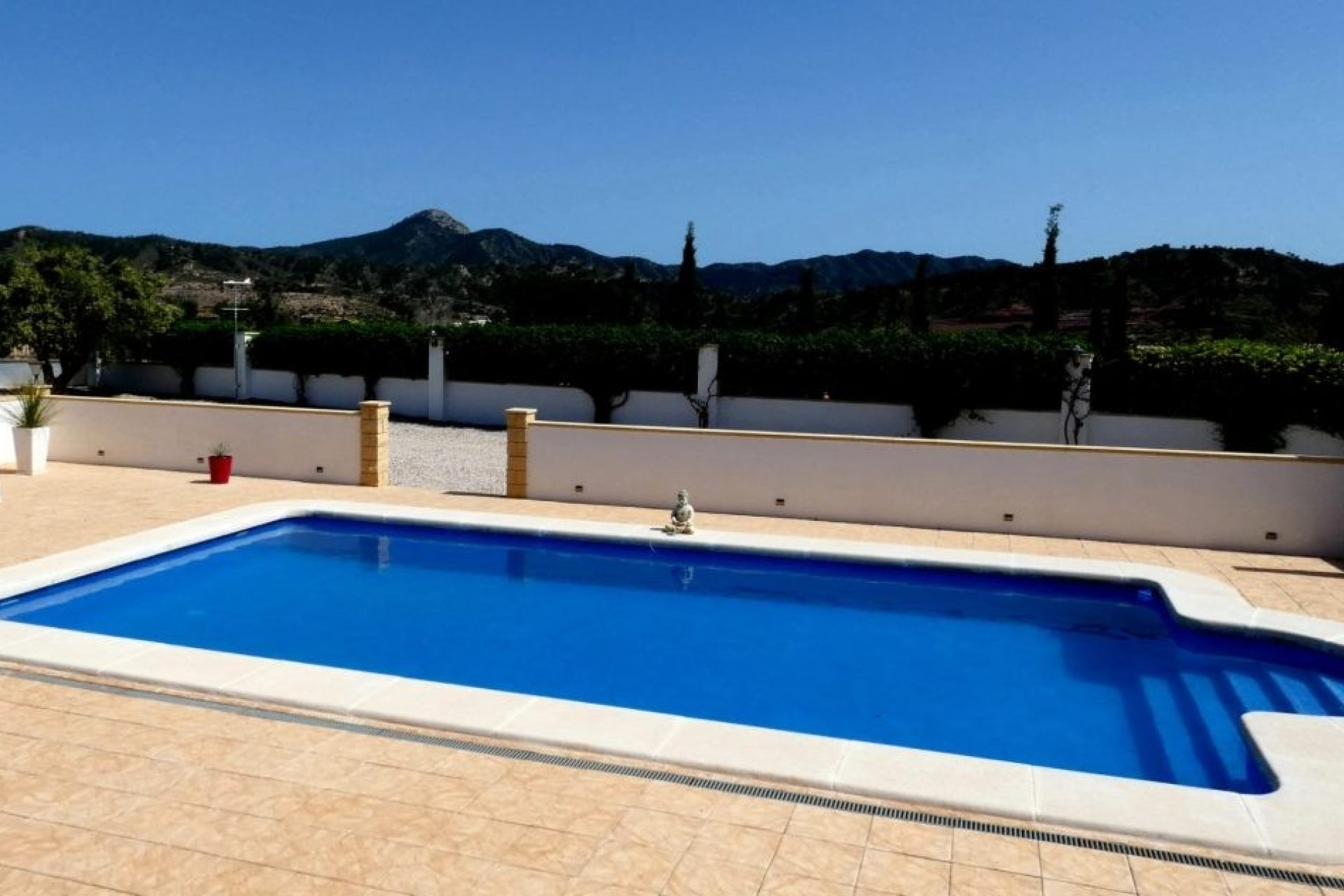 Resale - Villa -
Macisvenda - MACISVENDA