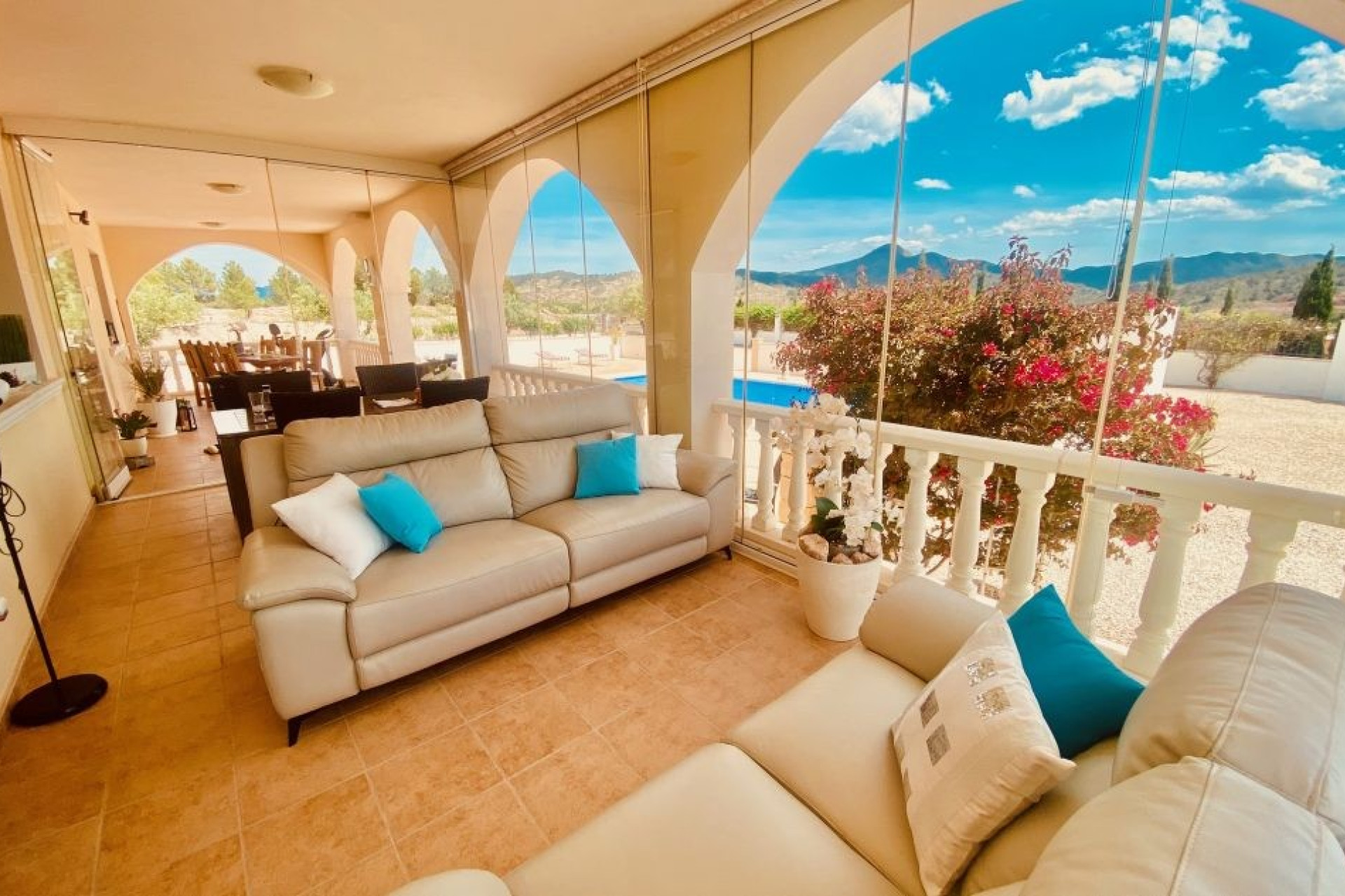 Resale - Villa -
Macisvenda - MACISVENDA