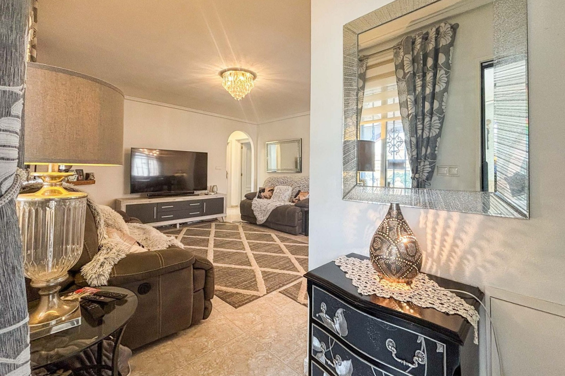 Resale - Villa -
Monforte del Cid