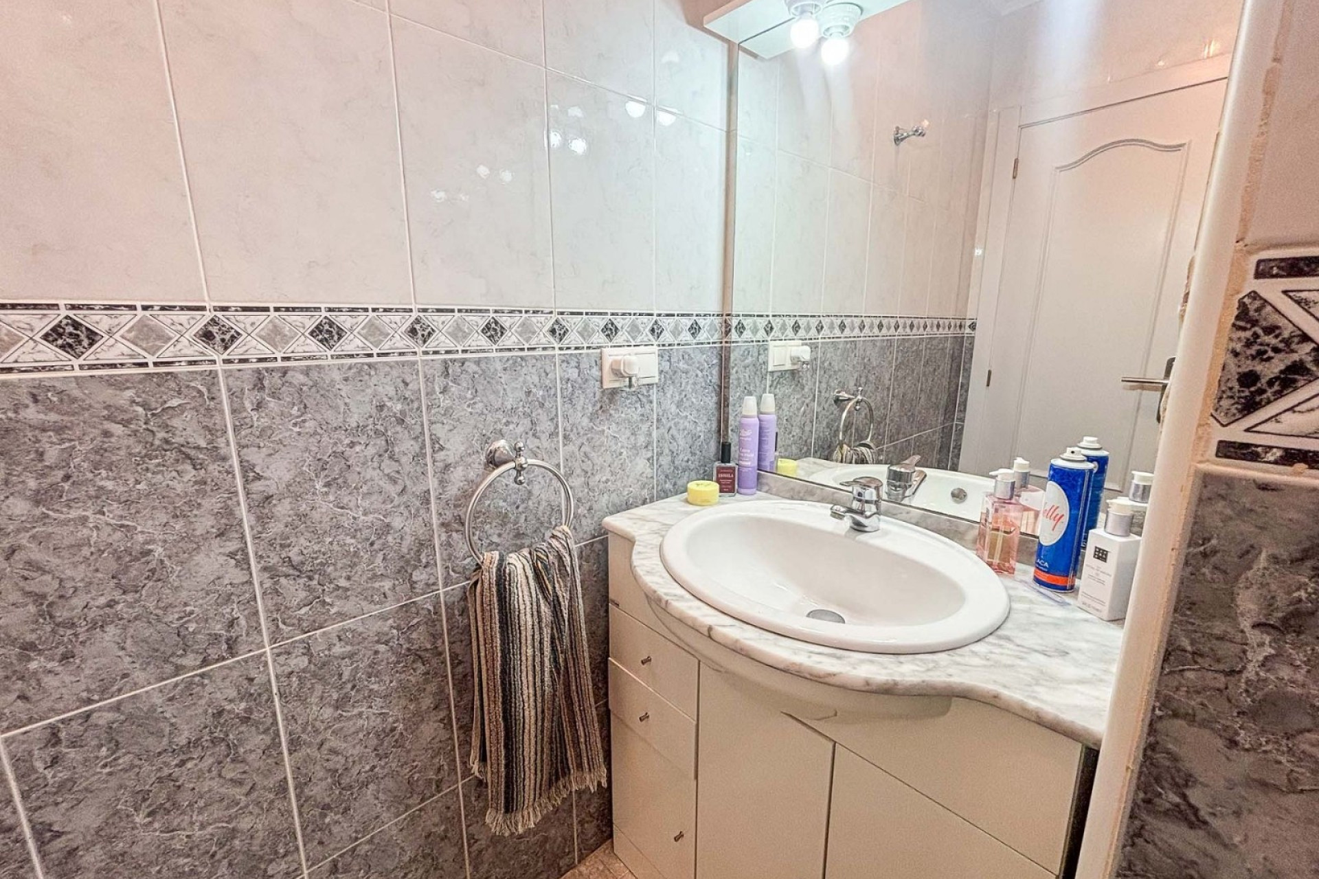 Resale - Villa -
Monforte del Cid