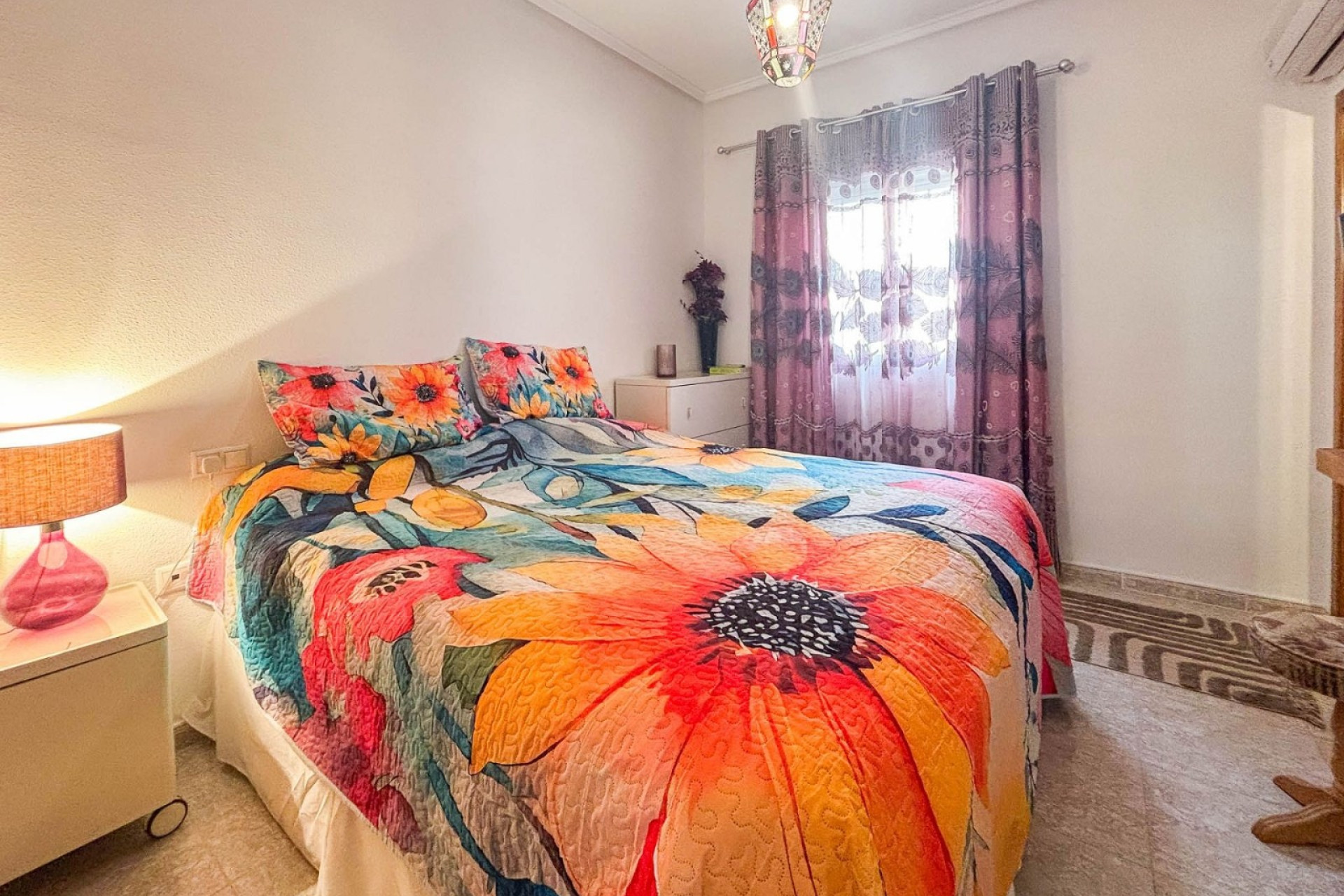 Resale - Villa -
Monforte del Cid