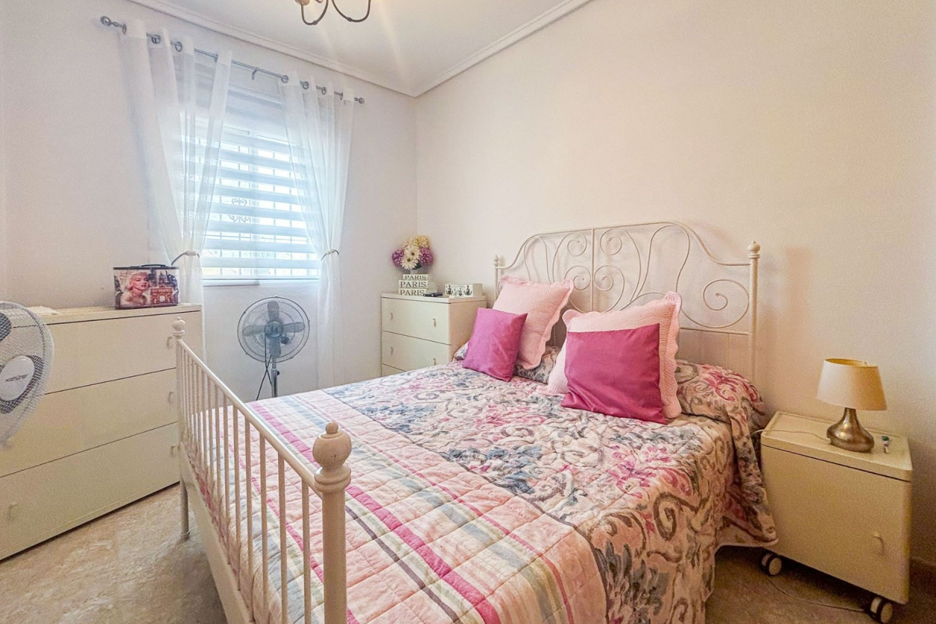 Resale - Villa -
Monforte del Cid